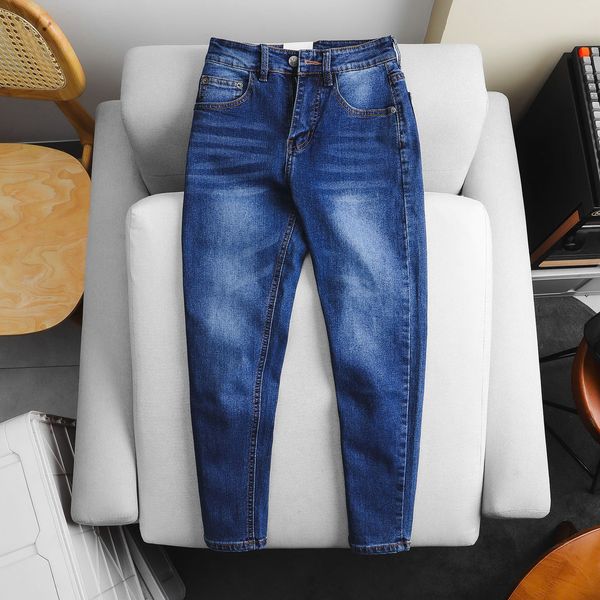 Medium Blue Jeans