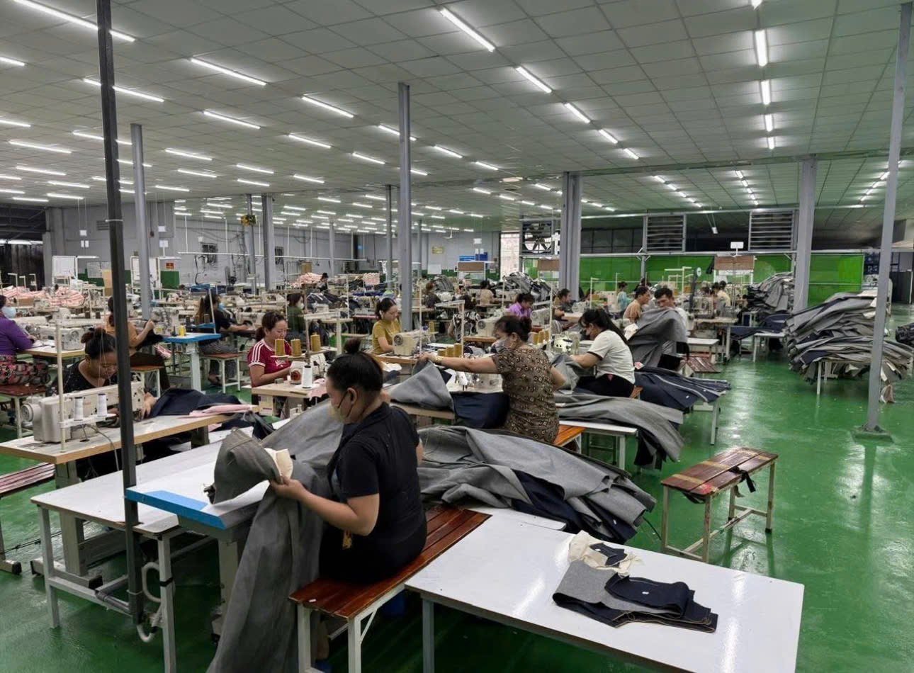 AT Garment sewing production line