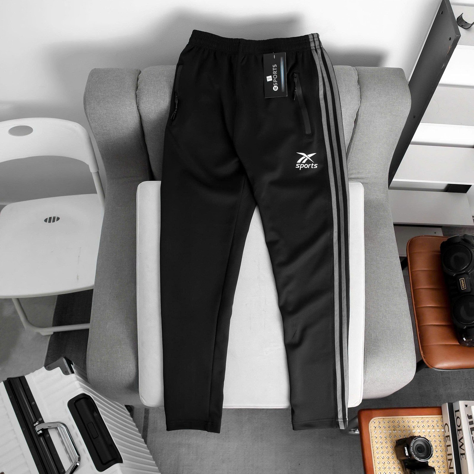 Sportswear &mdash; Track Pants